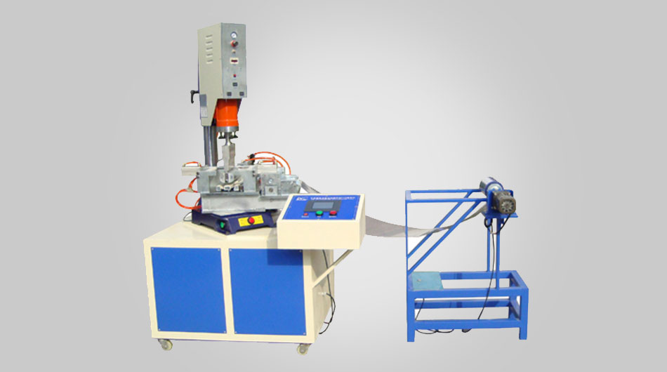 Automatic coiling block ultrasonic welding machine